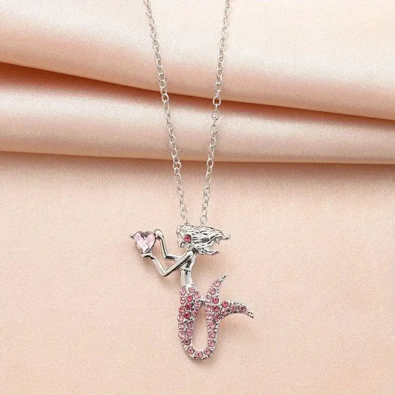Fashion Exquisite Enchantment Mermaid Pendant Necklace