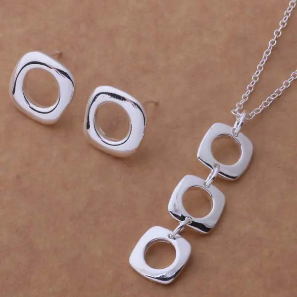 Contemporary Elegance Silver Fashion Jewelry Set