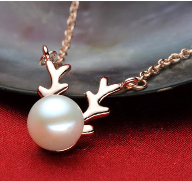 Winter Wonderland Reindeer Pearl Necklace - Christmas Gift!
